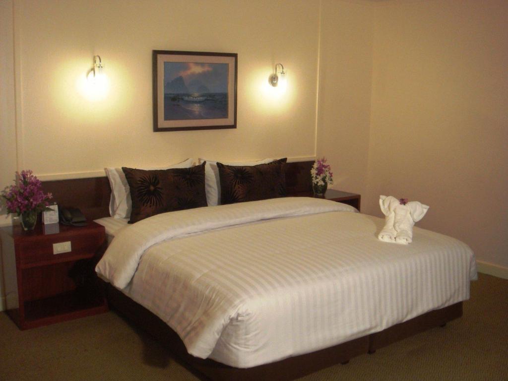 White Orchid Hotel Бангкок Экстерьер фото
