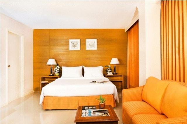 White Orchid Hotel Бангкок Экстерьер фото